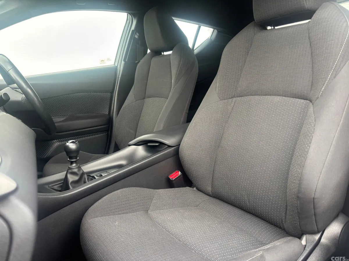 Toyota C-HR Hatchback, Petrol, 2017, Grey
