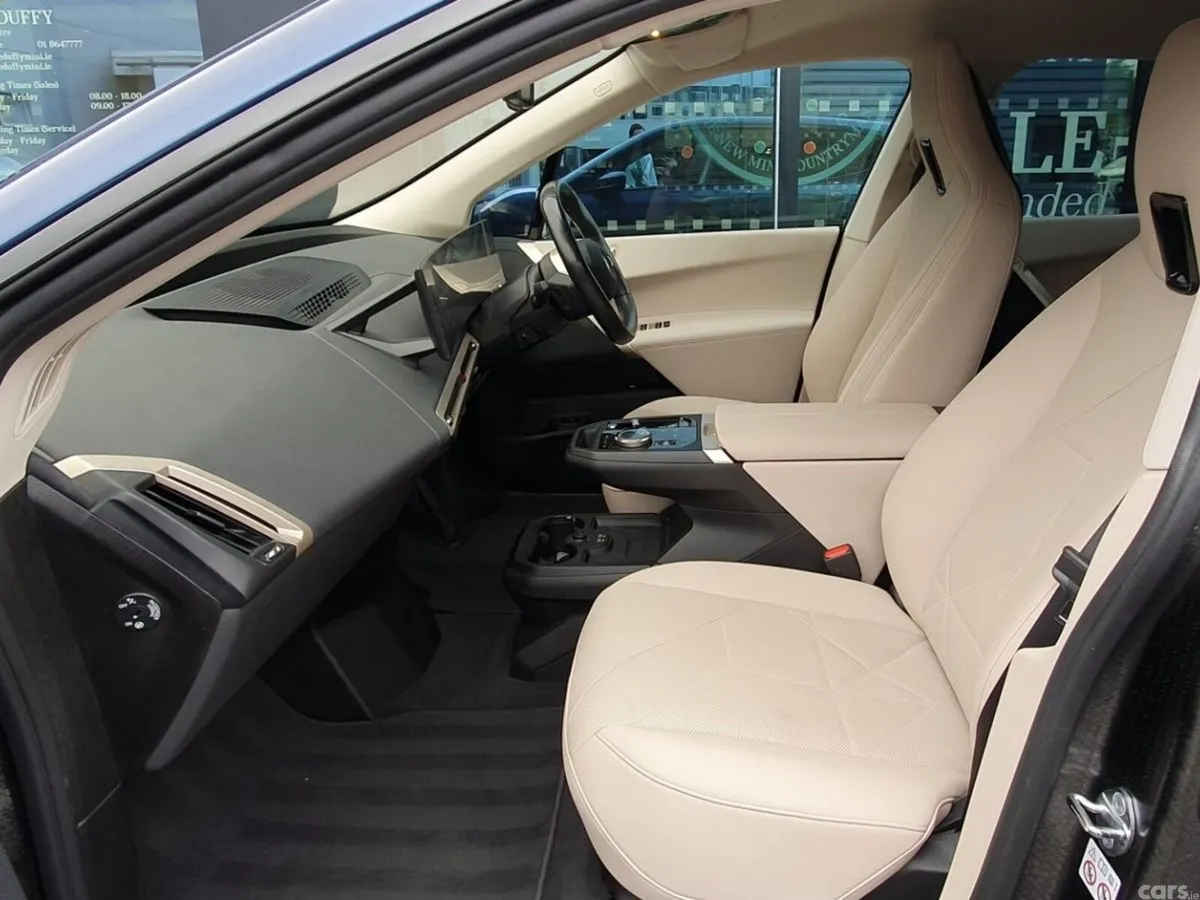 BMW iX SUV, Electric, 2023, Blue