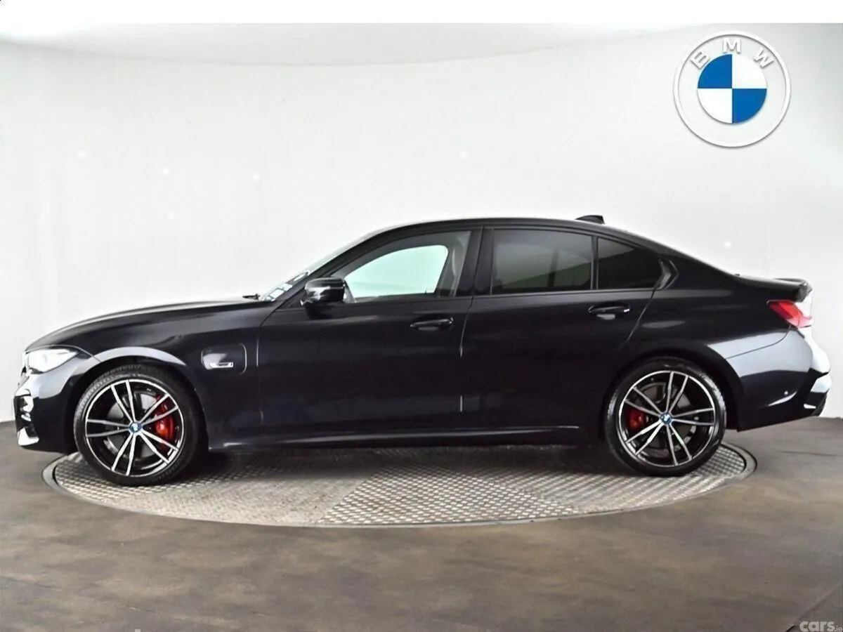 BMW 3-Series Saloon, Petrol Plug-in Hybrid, 2022, Black