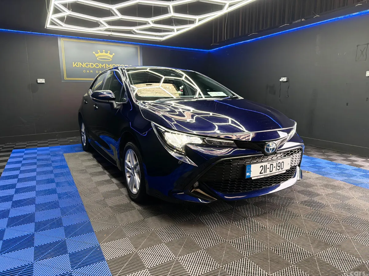 Toyota Corolla Hatchback, Petrol Hybrid, 2021, Blue