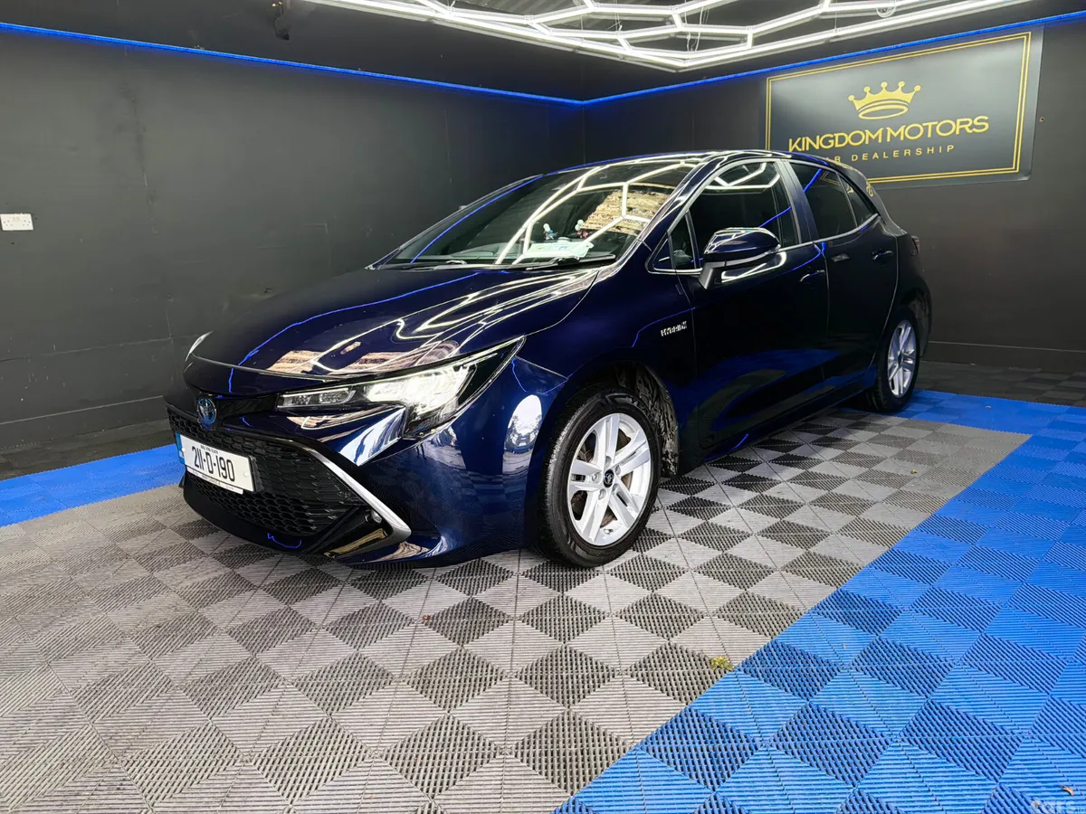 Toyota Corolla Hatchback, Petrol Hybrid, 2021, Blue