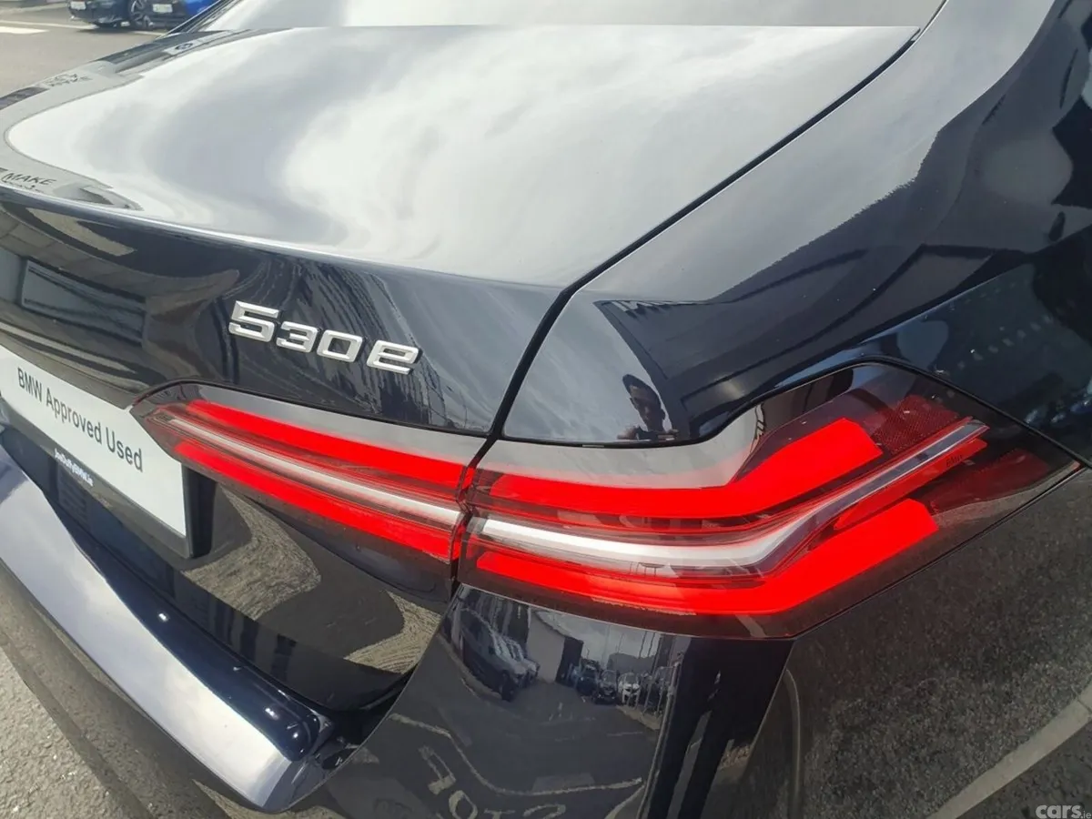 BMW 5-Series Saloon, Petrol Plug-in Hybrid, 2026, Black