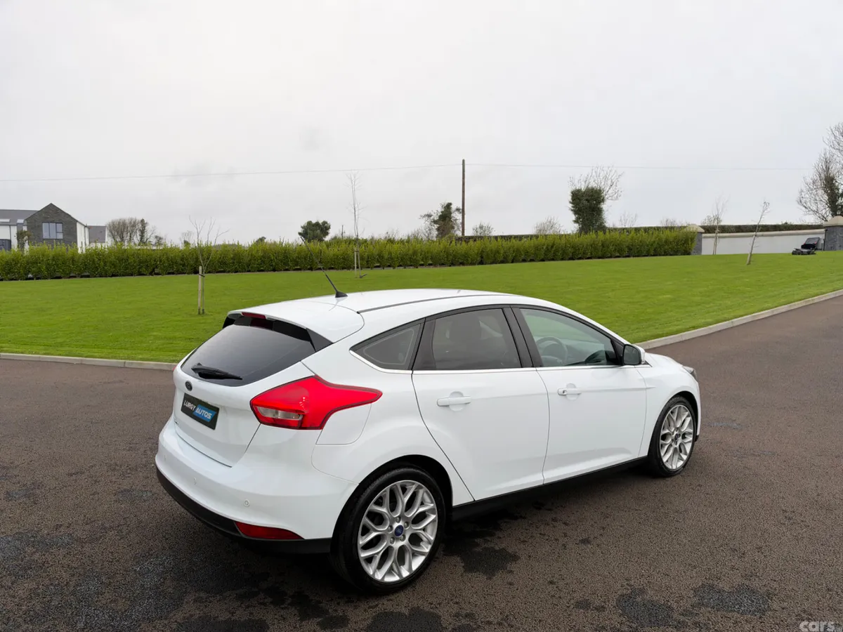Ford Focus Hatchback, Diesel, 2017, White