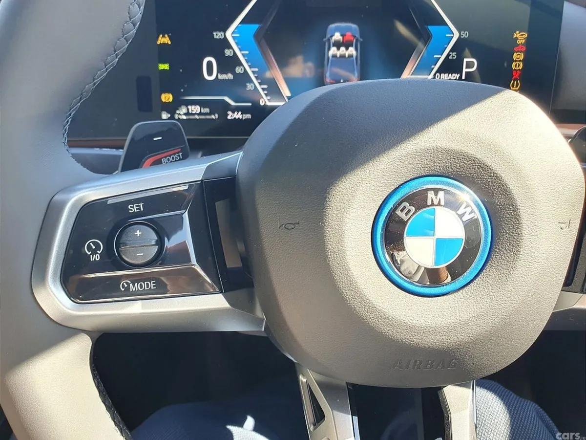 BMW 5-Series Saloon, Petrol Plug-in Hybrid, 2026, Blue