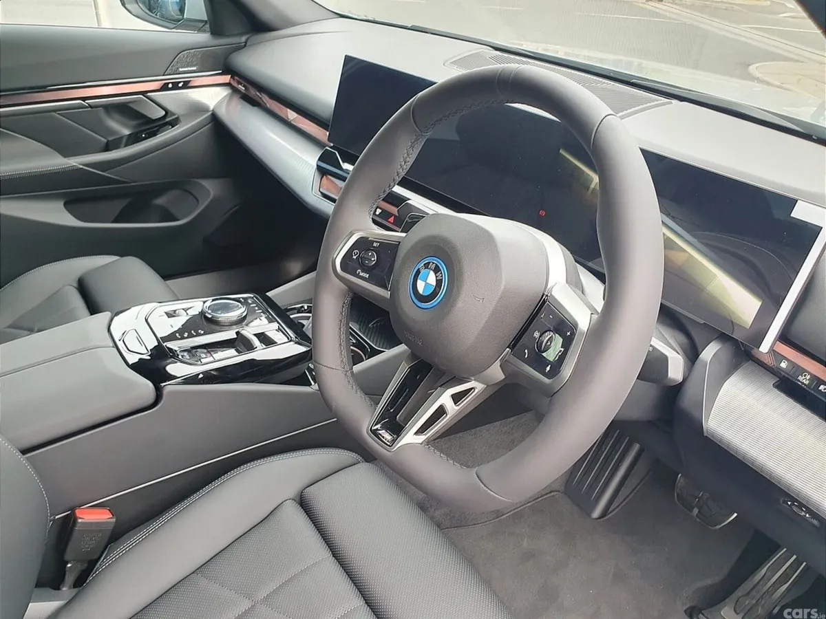 BMW 5-Series Saloon, Petrol Plug-in Hybrid, 2026, Grey