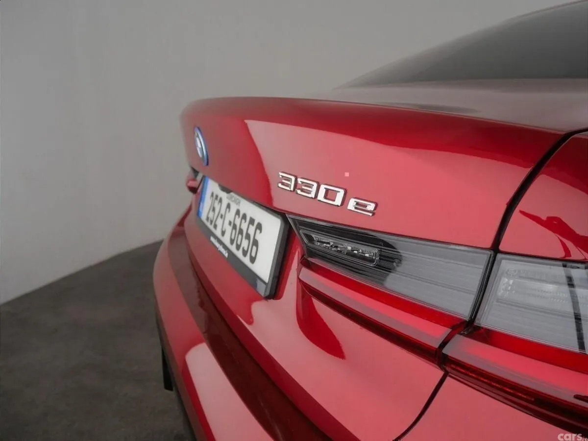 BMW 3-Series Saloon, Petrol Plug-in Hybrid, 2025, Red