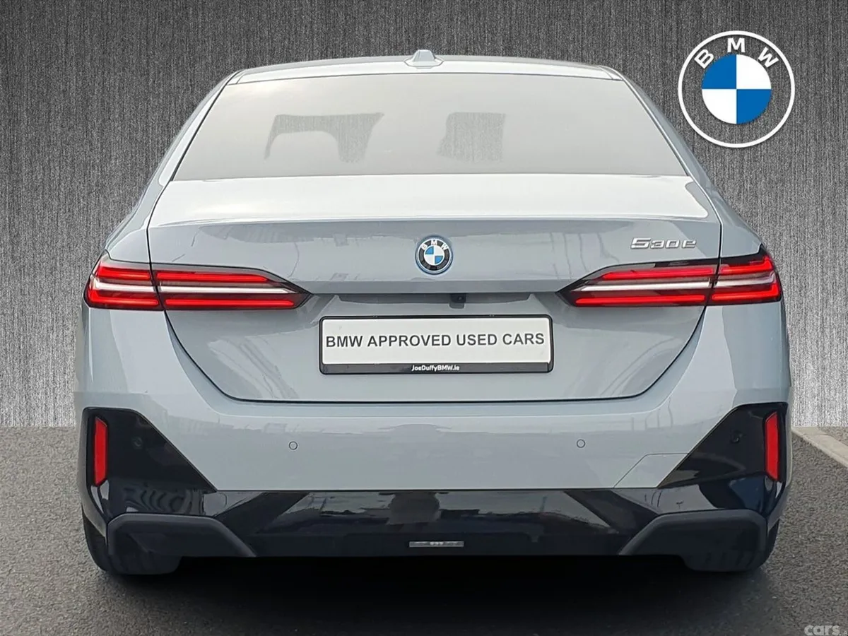 BMW 5-Series Saloon, Petrol Plug-in Hybrid, 2026, Grey