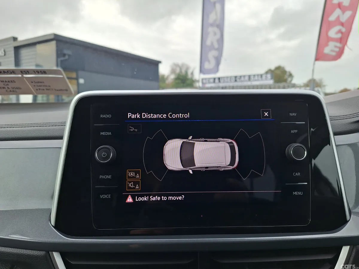 Volkswagen T-Roc SUV, Petrol, 2023, Grey