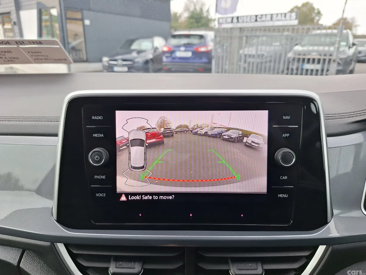 Volkswagen T-Roc SUV, Petrol, 2023, Grey