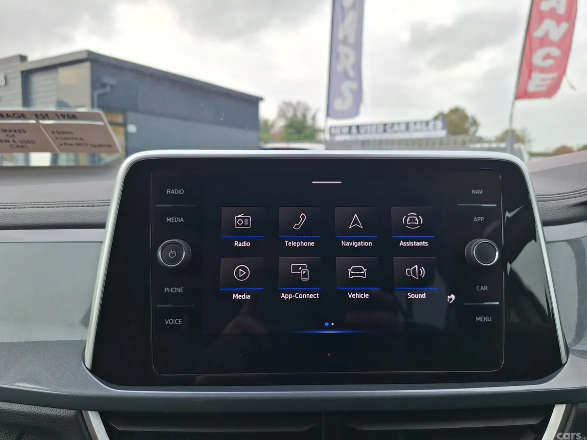 Volkswagen T-Roc SUV, Petrol, 2023, Grey