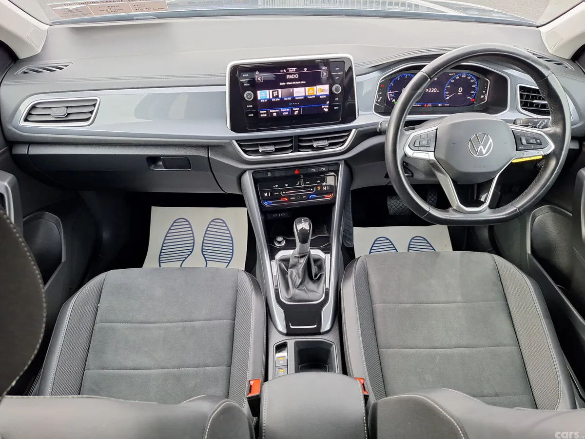 Volkswagen T-Roc SUV, Petrol, 2023, Grey
