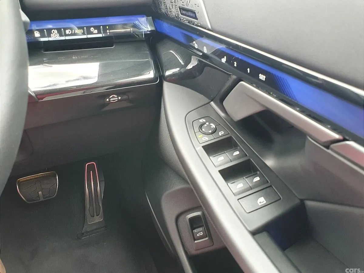 BMW M5 Saloon, Petrol Plug-in Hybrid, 2025, Red