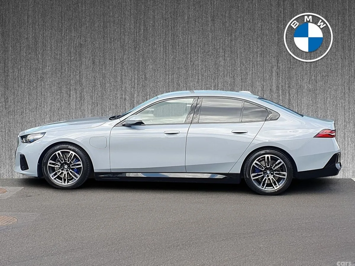 BMW 5-Series Saloon, Petrol Plug-in Hybrid, 2026, Grey
