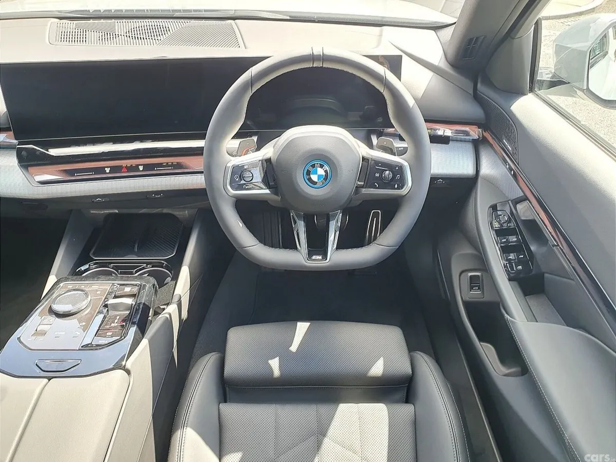 BMW 5-Series Saloon, Petrol Plug-in Hybrid, 2026, Grey