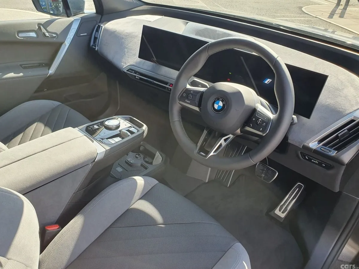 BMW iX SUV, Electric, 2026, Grey