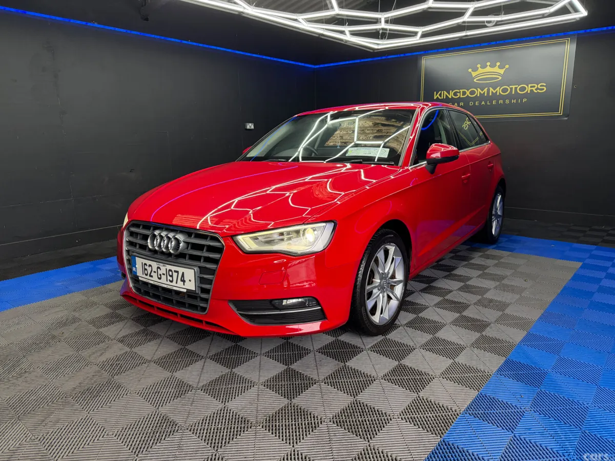 Audi A3 Hatchback, Diesel, 2016, Red