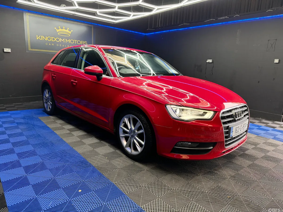 Audi A3 Hatchback, Diesel, 2016, Red