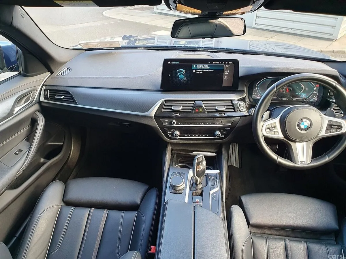 BMW 5-Series Saloon, Petrol Plug-in Hybrid, 2021, Blue