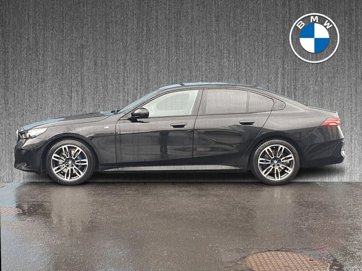 BMW 5-Series Saloon, Petrol Hybrid, 2024, Black