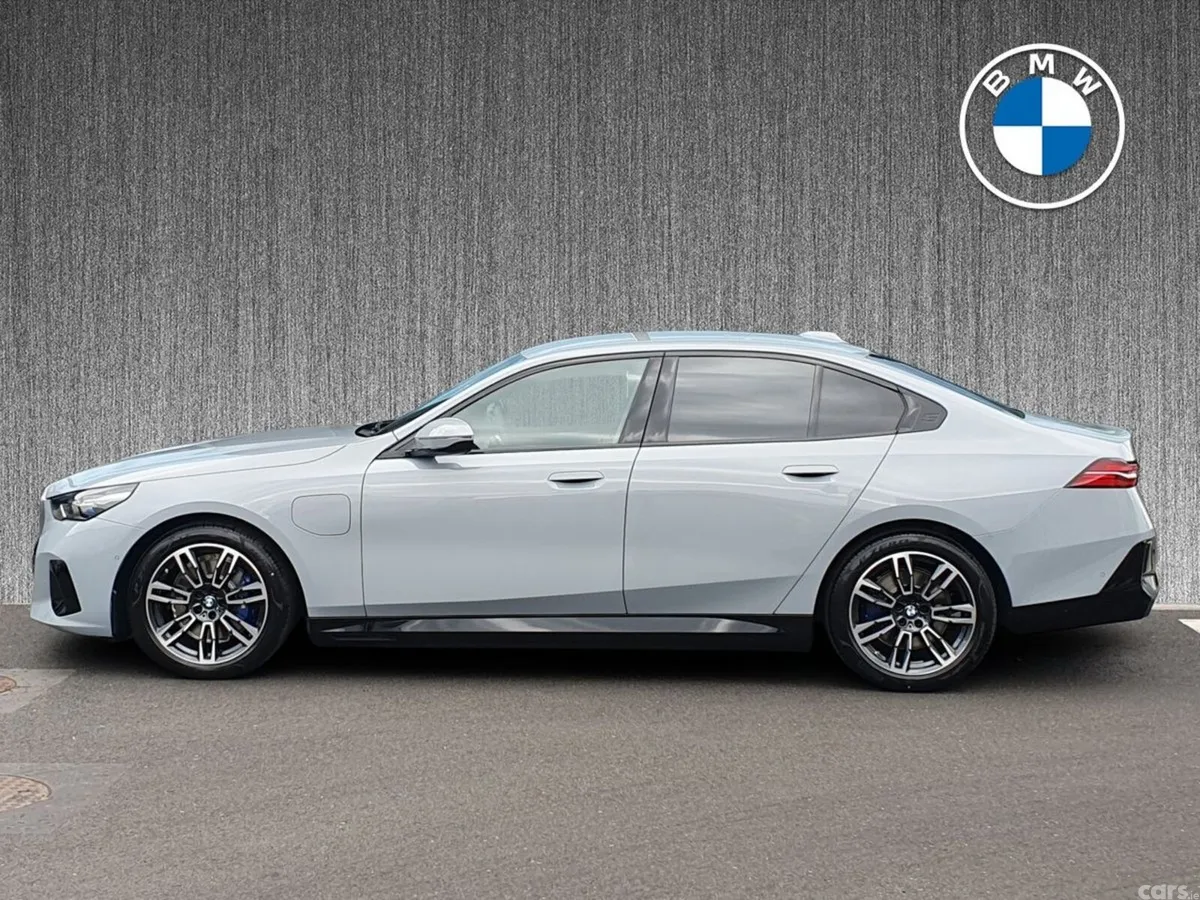 BMW 5-Series Saloon, Petrol Plug-in Hybrid, 2026, Grey