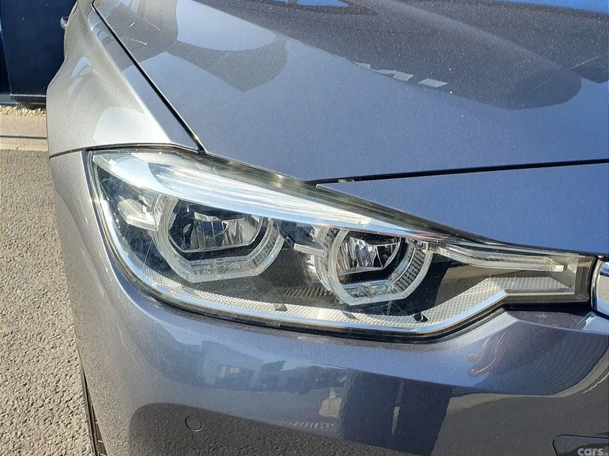 BMW 3-Series Estate, Diesel, 2019, Grey