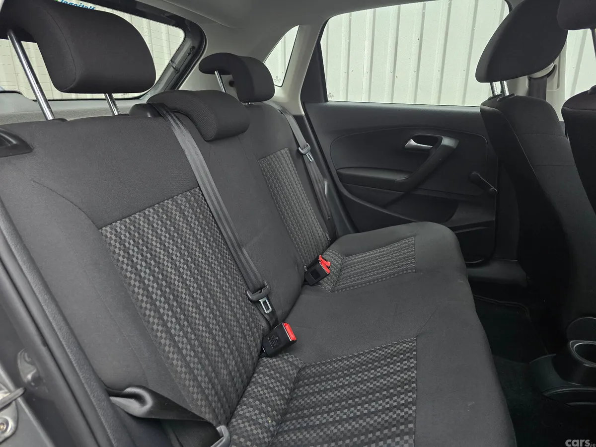 Volkswagen Polo Hatchback, Petrol, 2014, Grey