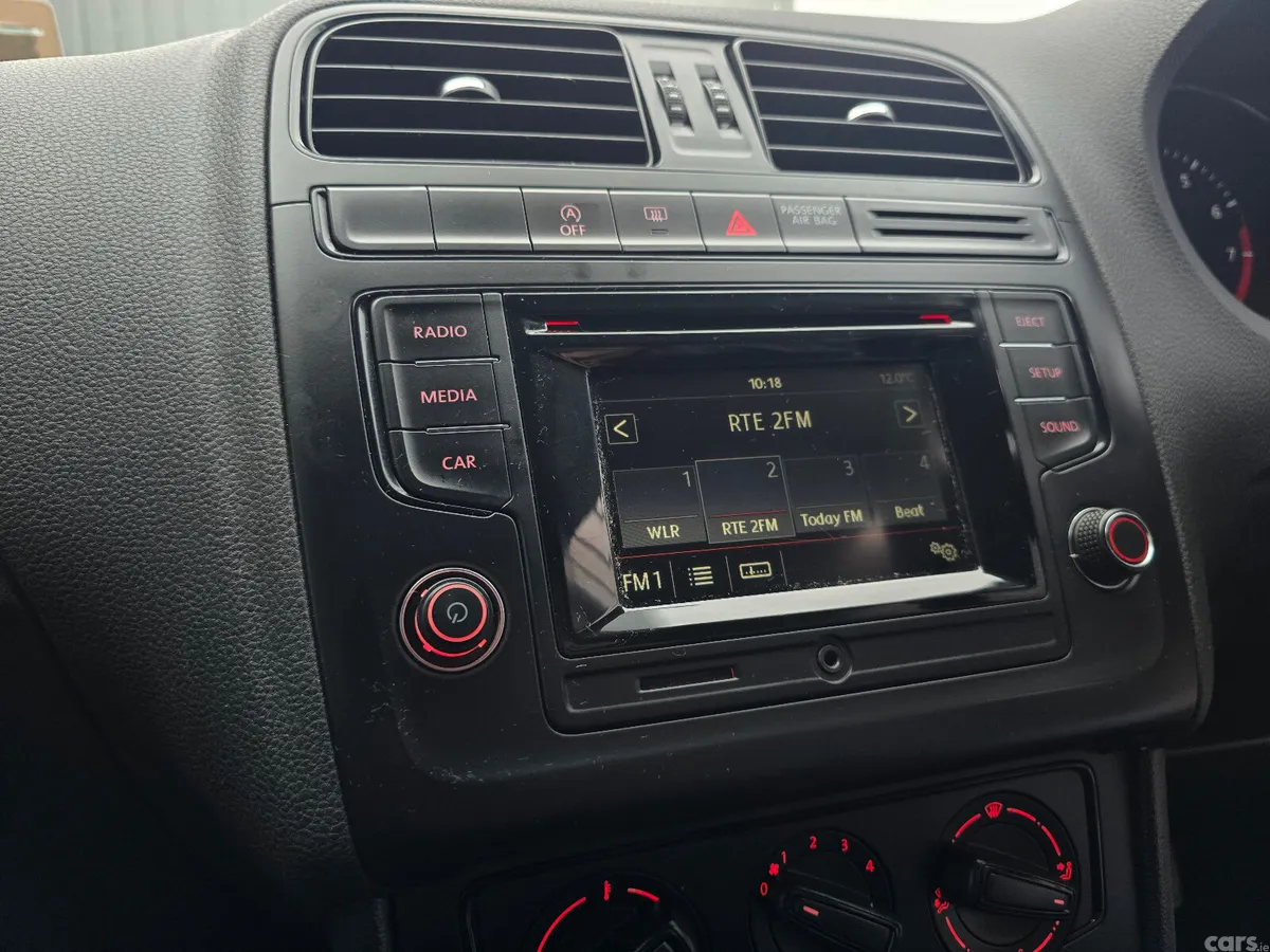 Volkswagen Polo Hatchback, Petrol, 2014, Grey