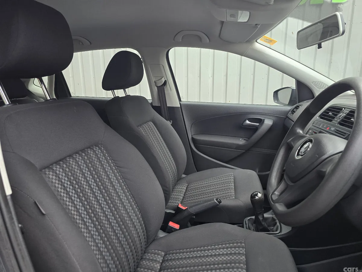 Volkswagen Polo Hatchback, Petrol, 2014, Grey