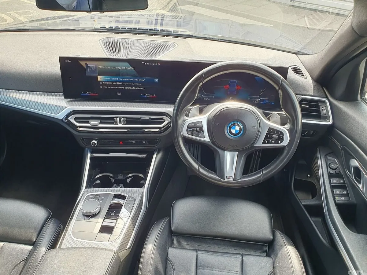 BMW 3-Series Saloon, Petrol Plug-in Hybrid, 2023, Blue