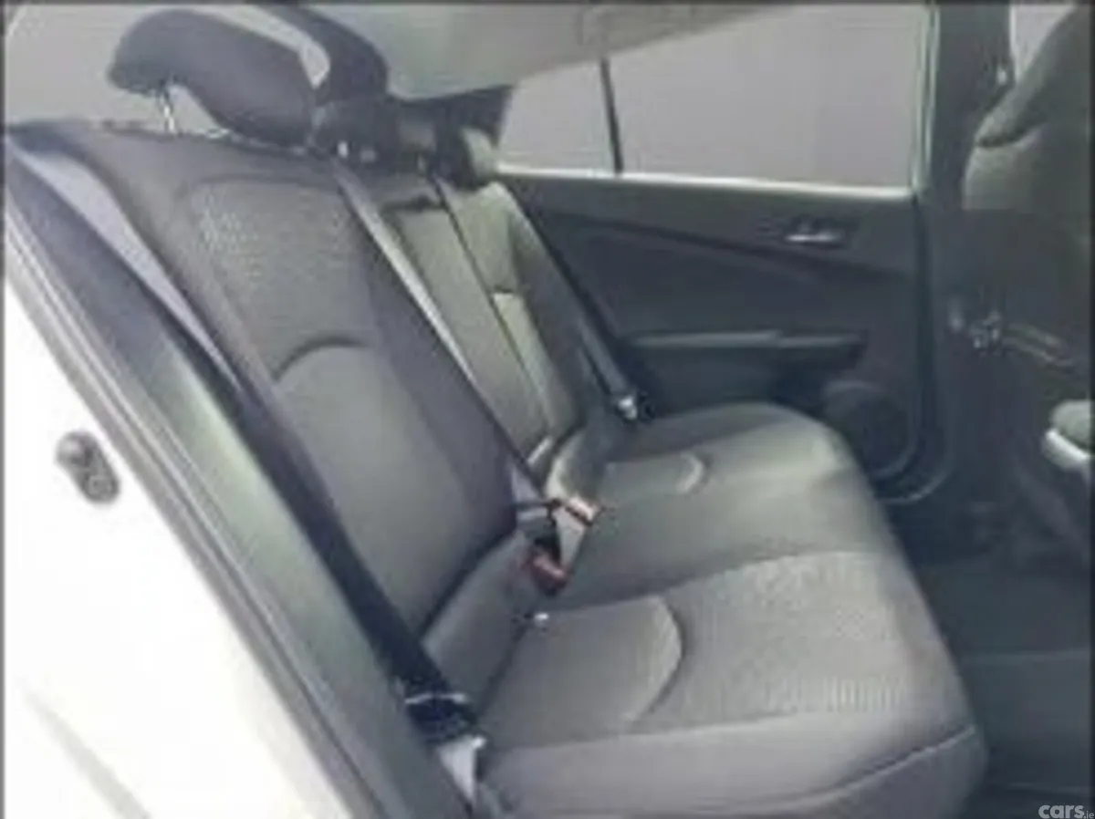 Toyota Prius Hatchback, Petrol Hybrid, 2022, White