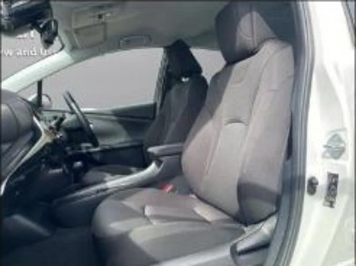 Toyota Prius Hatchback, Petrol Hybrid, 2022, White