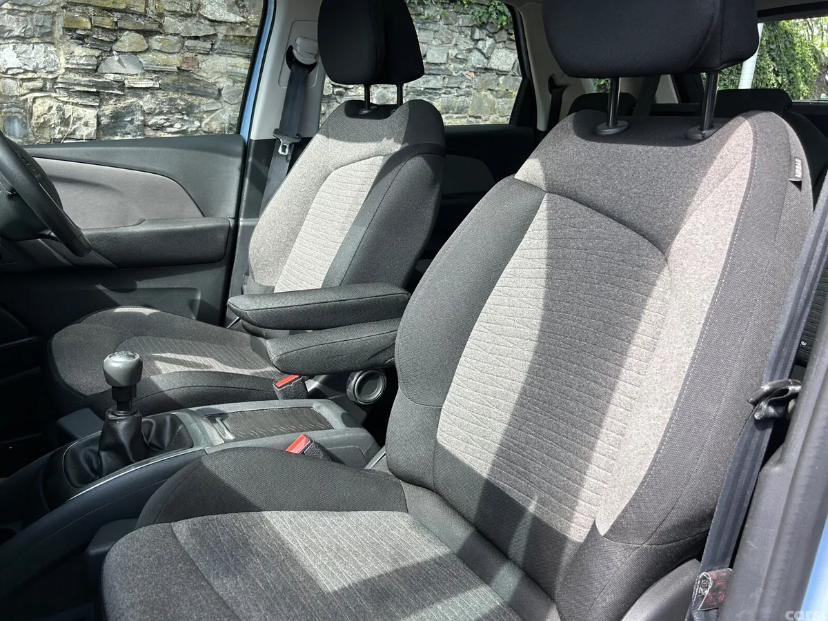 Citroen C4 Picasso MPV, Diesel, 2016, Blue