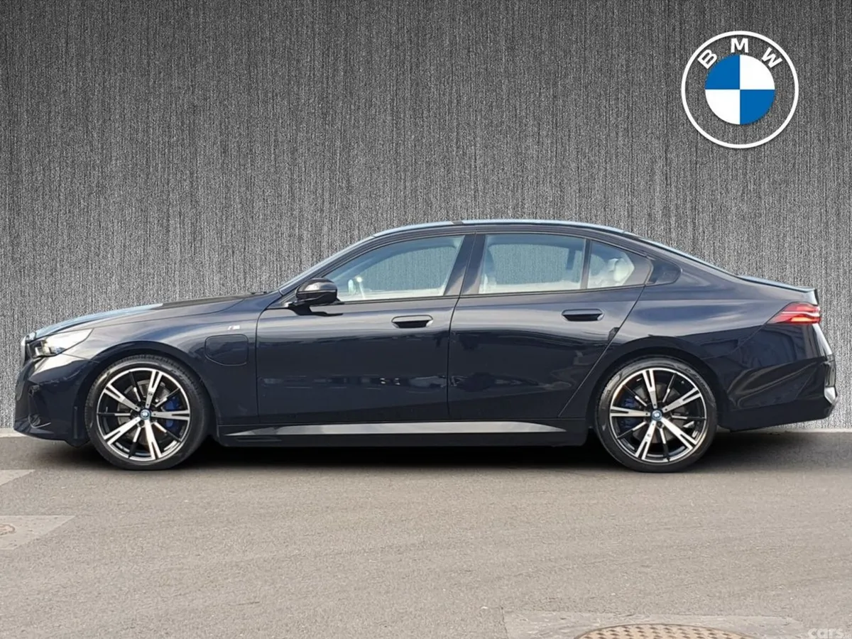 BMW 5-Series Saloon, Petrol Plug-in Hybrid, 2024, Black