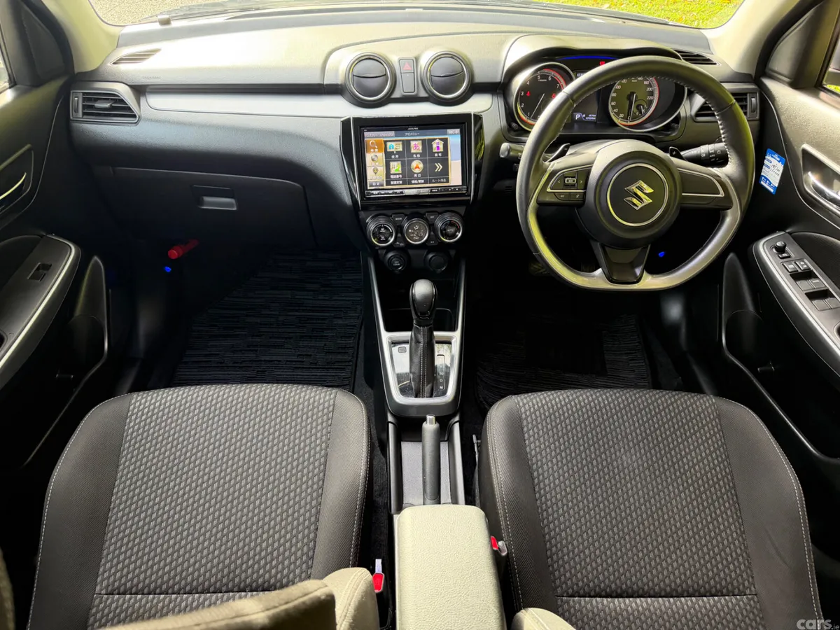Suzuki Swift Hatchback, Petrol Hybrid, 2017, White