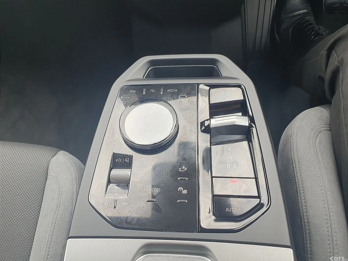 BMW iX SUV, Electric, 2025, Blue
