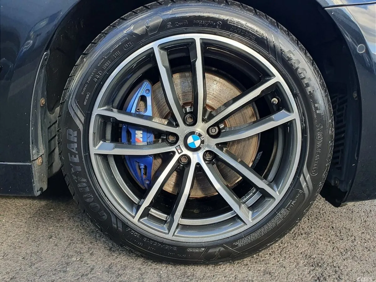 BMW 5-Series Saloon, Petrol Plug-in Hybrid, 2021, Black