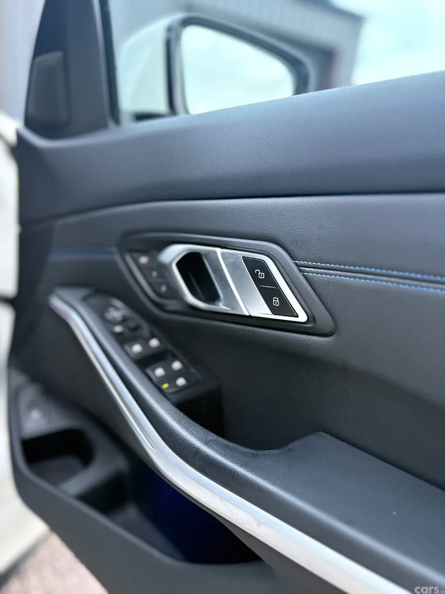 BMW 3-Series Saloon, Diesel, 2020, White