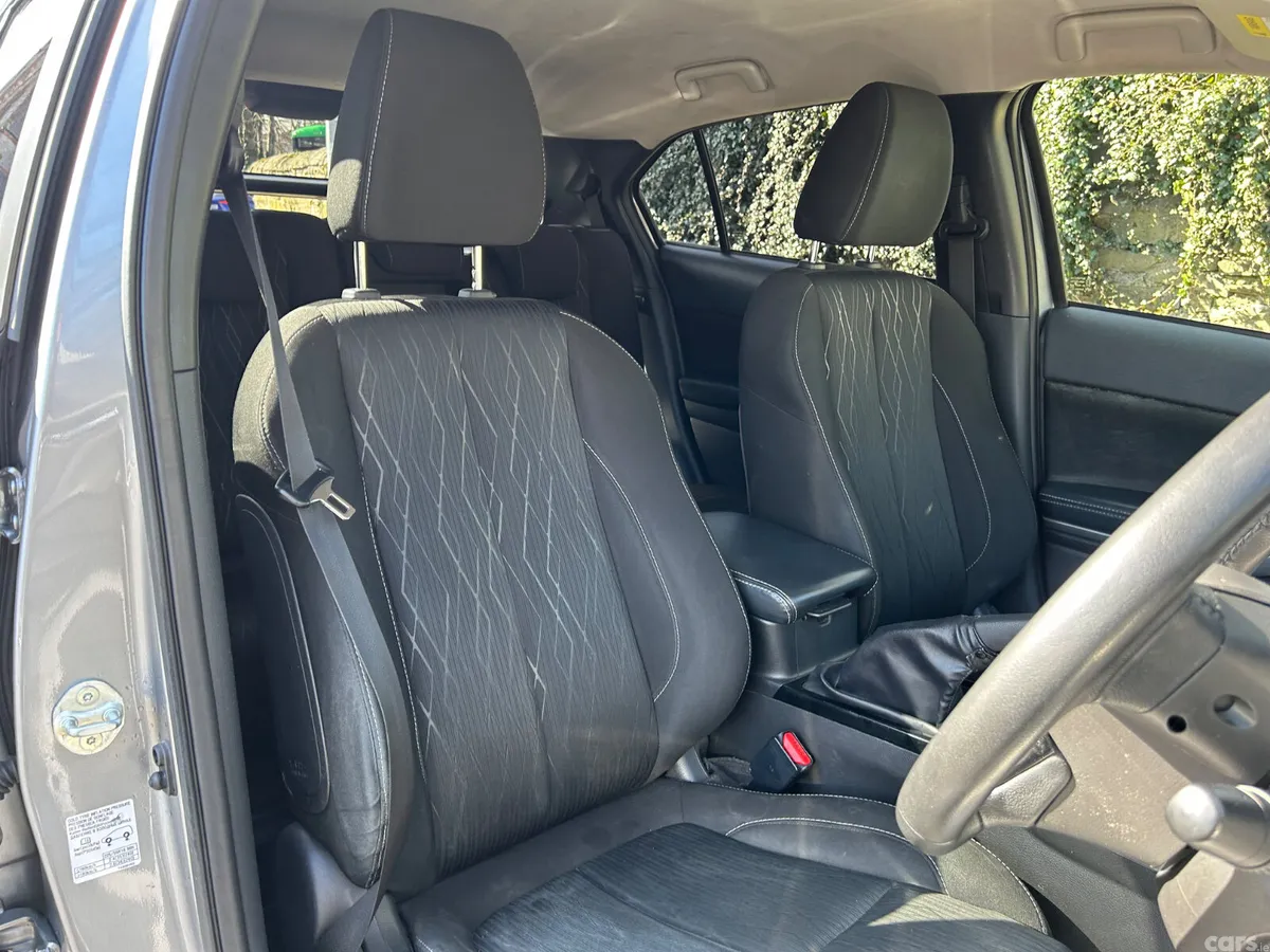 Mitsubishi Eclipse Cross MPV, Petrol, 2019, Grey