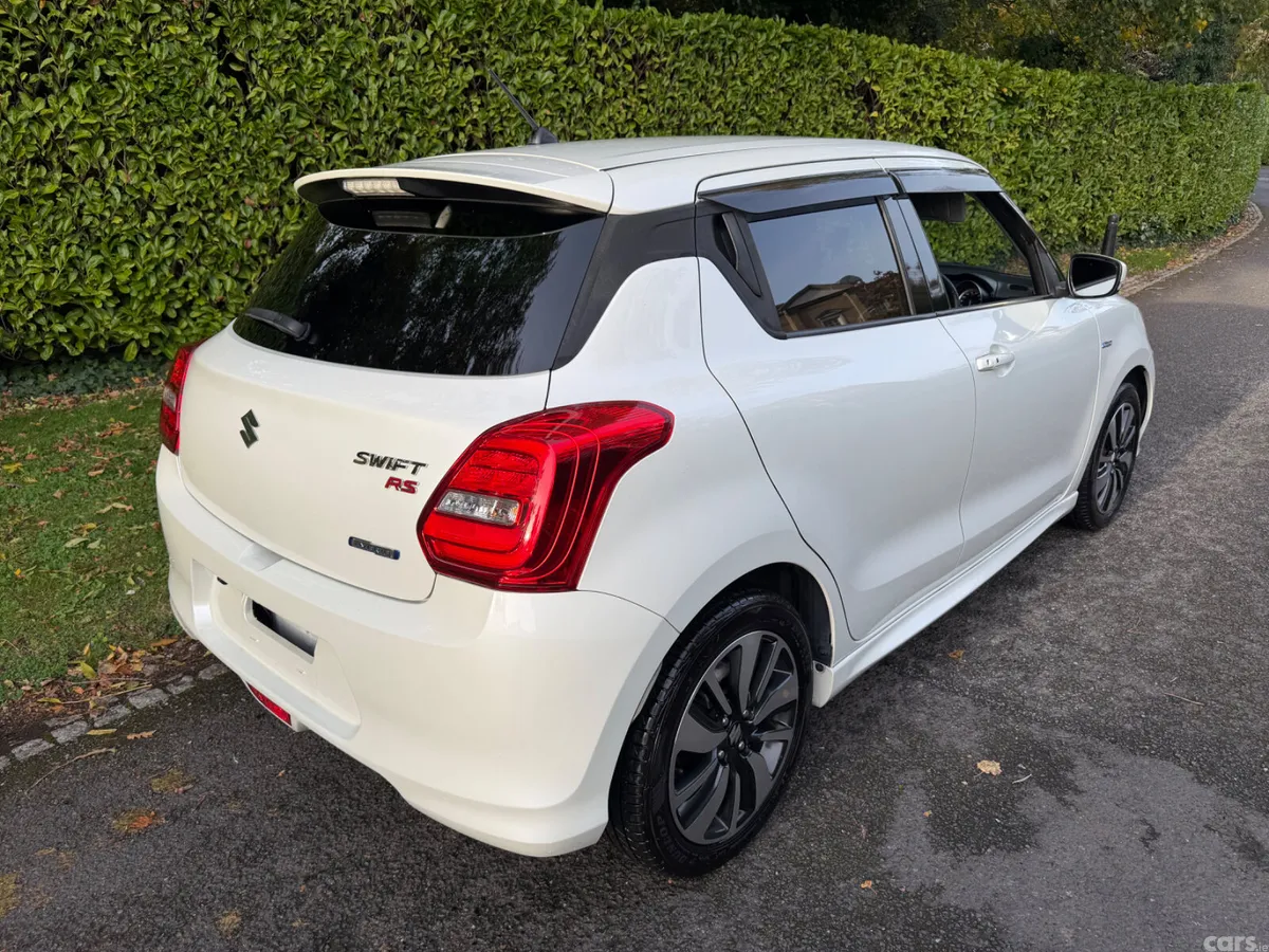 Suzuki Swift Hatchback, Petrol Hybrid, 2019, White