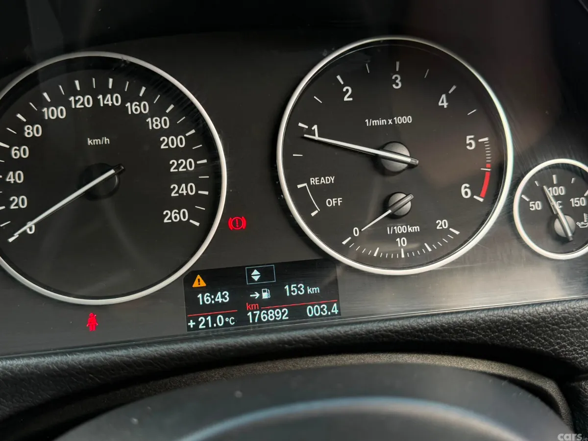 BMW 3-Series Saloon, Diesel, 2016, Silver