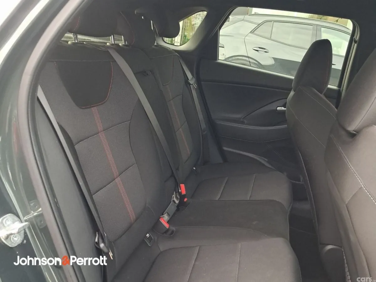 Hyundai i30 Hatchback, Petrol, 2025, Green