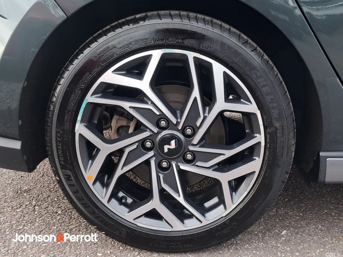 Hyundai i30 Hatchback, Petrol, 2025, Green