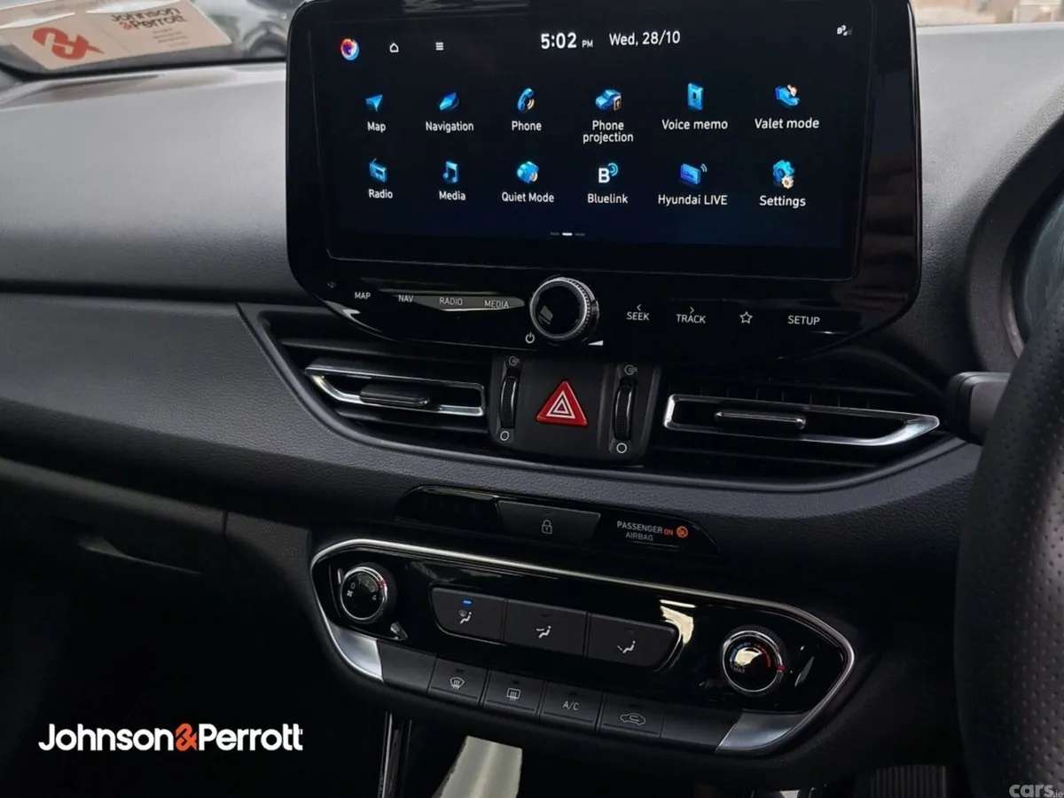 Hyundai i30 Hatchback, Petrol, 2025, Green