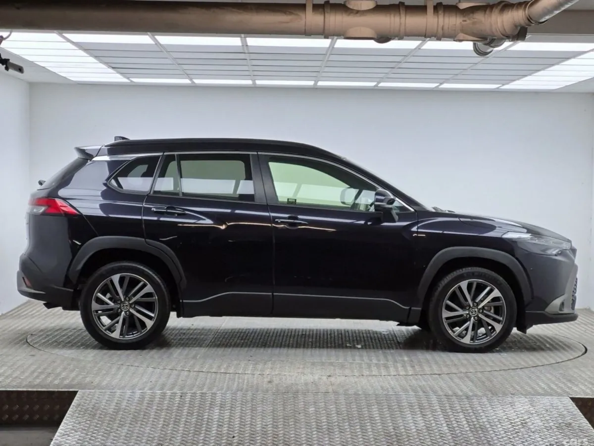 Toyota Corolla Cross SUV, Petrol Hybrid, 2024, Black