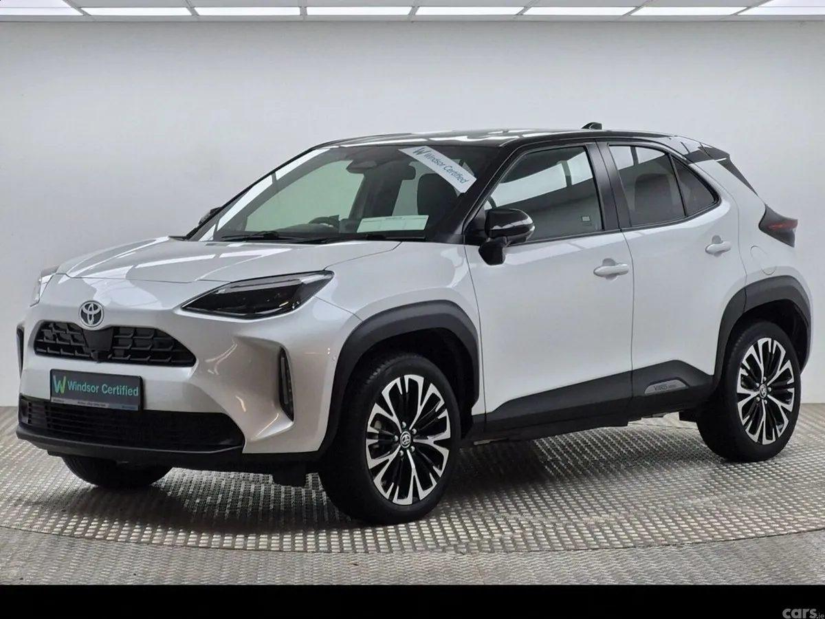 Toyota Yaris Cross SUV, Petrol Hybrid, 2024, White