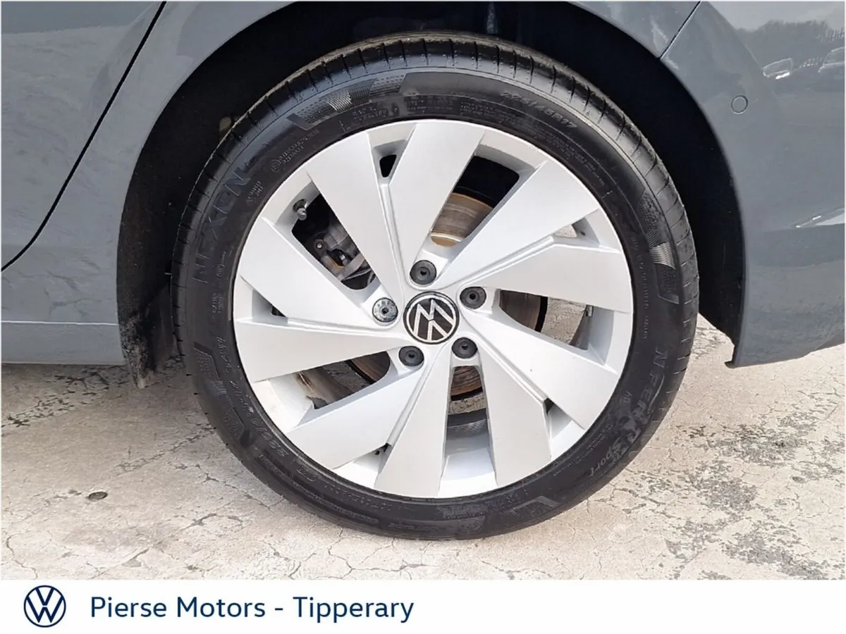Volkswagen Golf Estate, Petrol, 2026, Grey