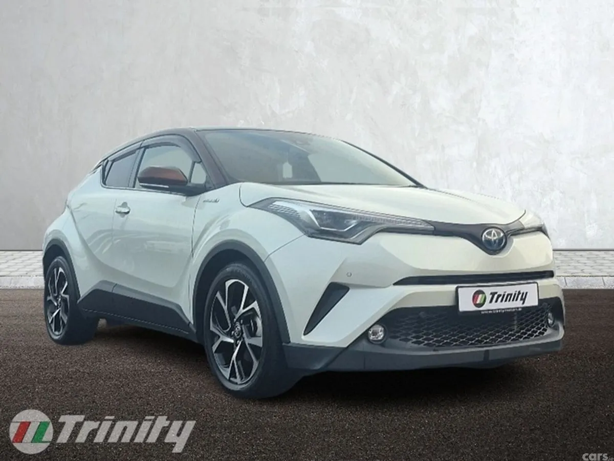 Toyota C-HR SUV, Petrol Hybrid, 2019, White