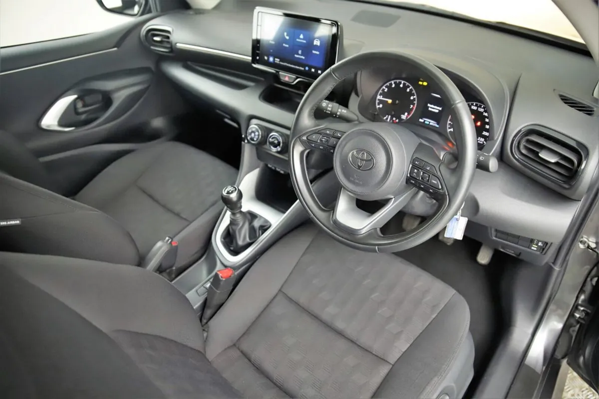 Toyota Yaris Hatchback, Petrol, 2024, Grey