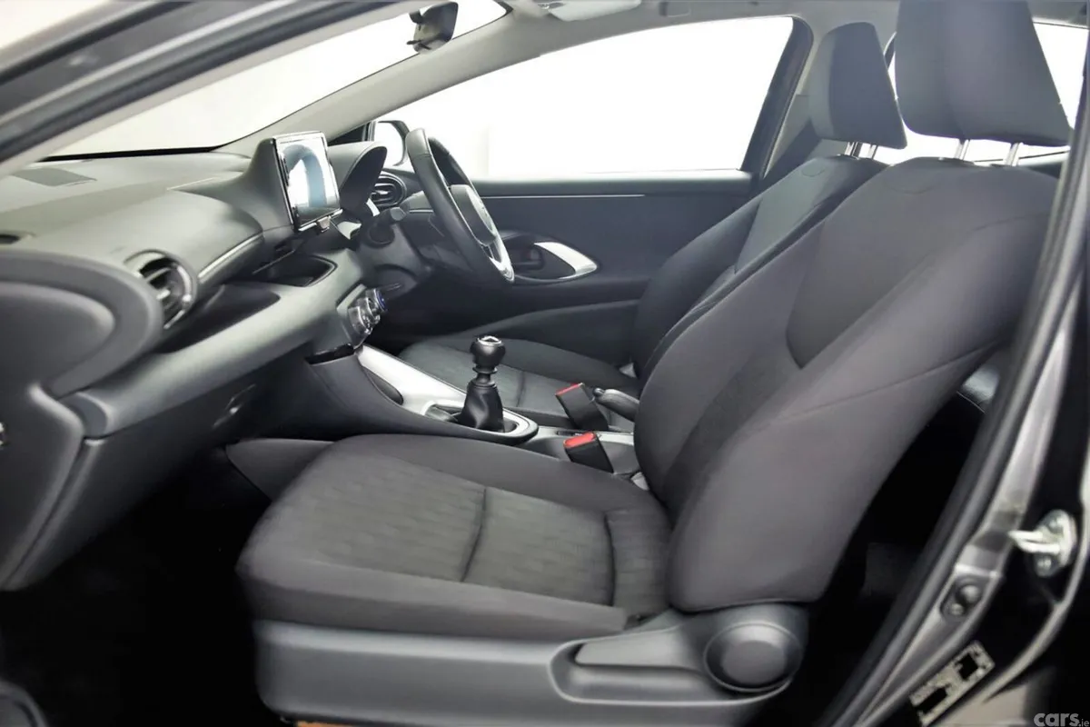 Toyota Yaris Hatchback, Petrol, 2024, Grey
