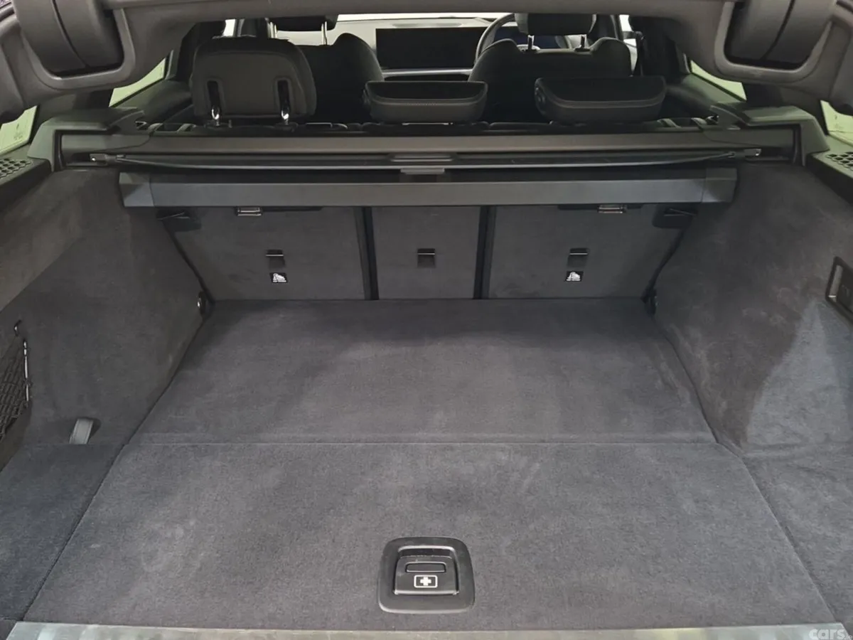 BMW 3-Series Estate, Petrol Plug-in Hybrid, 2026, Blue